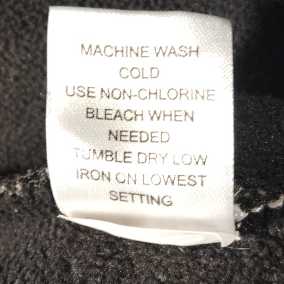 Playboy Double Header Embroidered Sherpa Jacket in Black Size Medium - Picture 10 of 10